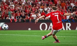 Benfica învinge Fenerbahçe și asigură-și locul în faza grupelor Ligii Campionilor.