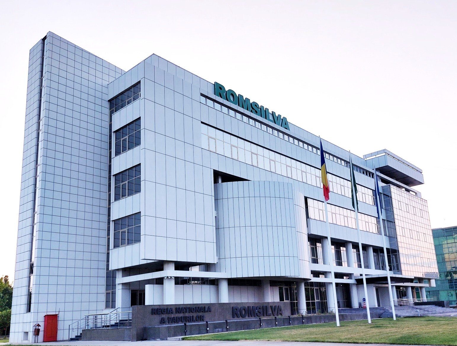 [ad_1] Ministerul Mediului lansează o dezbatere publică pentru selecția directorului interimar al Romsilva Ministerul Mediului, Apelor și Pădurilor va organiza, în premieră, o dezbatere publică împreună cu reprezentanții societății civile pentru alegerea directorului general interimar al Romsilva, pe 25 august 2025, la ora 10:00