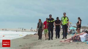 Autoritățile de pe litoral supraveghează turiștii pentru siguranța lor, în ciuda faptului că unii aleg să se aventureze în apă pentru relaxareea noastră”