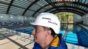 Investigație | Controversa din jurul „gratuității” lui Băluță: cum a devenit un bazin destinat elevilor din Sectorul 4, unde aceștia ar fi trebuit să practice înot gratuit, parte a unei afaceri politice a PSD