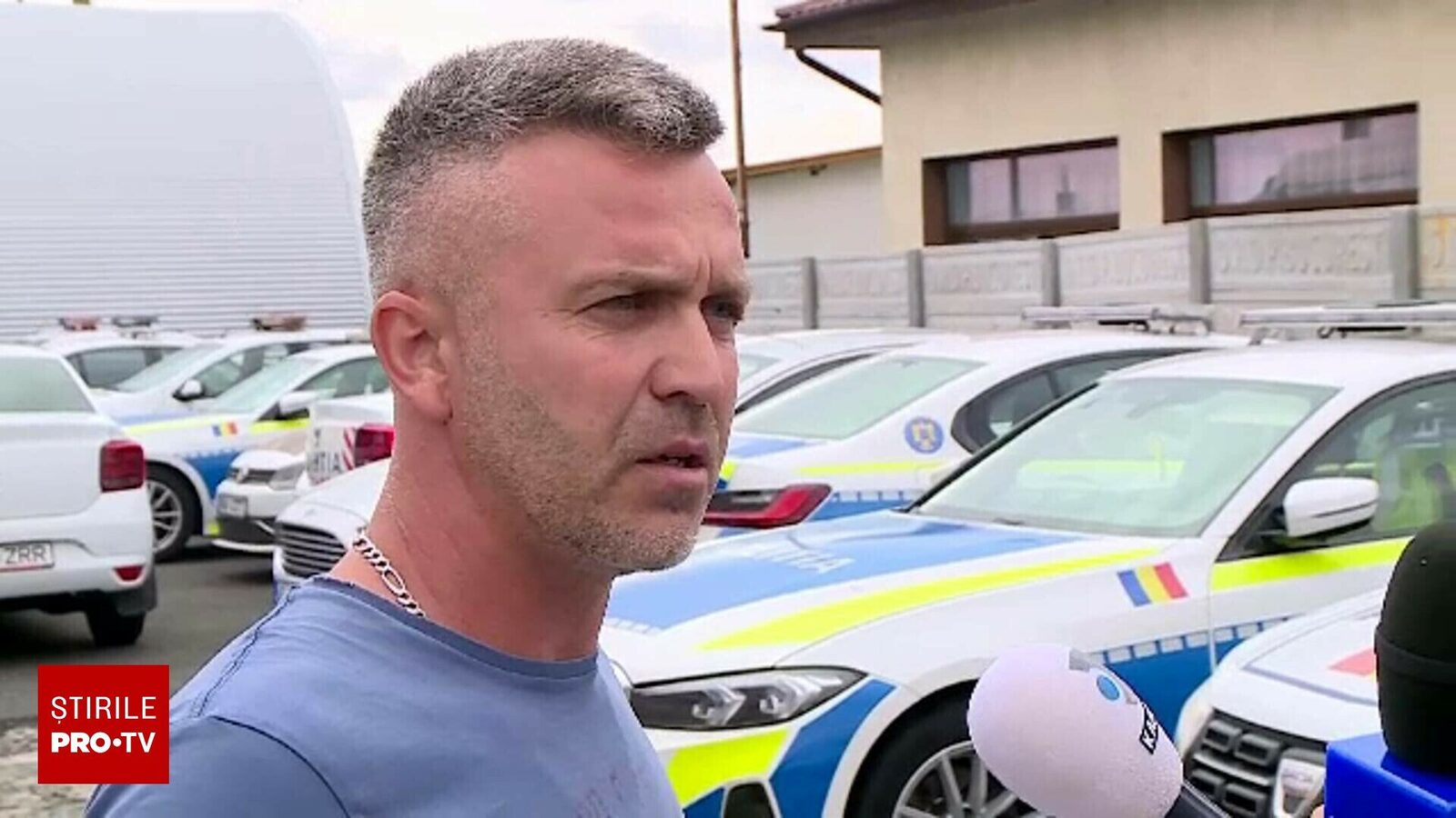 [ad_1] Un accident tragic a avut loc pe Autostrada A1, București-Pitești, marți dimineață, unde doi tineri pietoni au fost spulberați de un camion de mare tonaj, la kilometrul 41