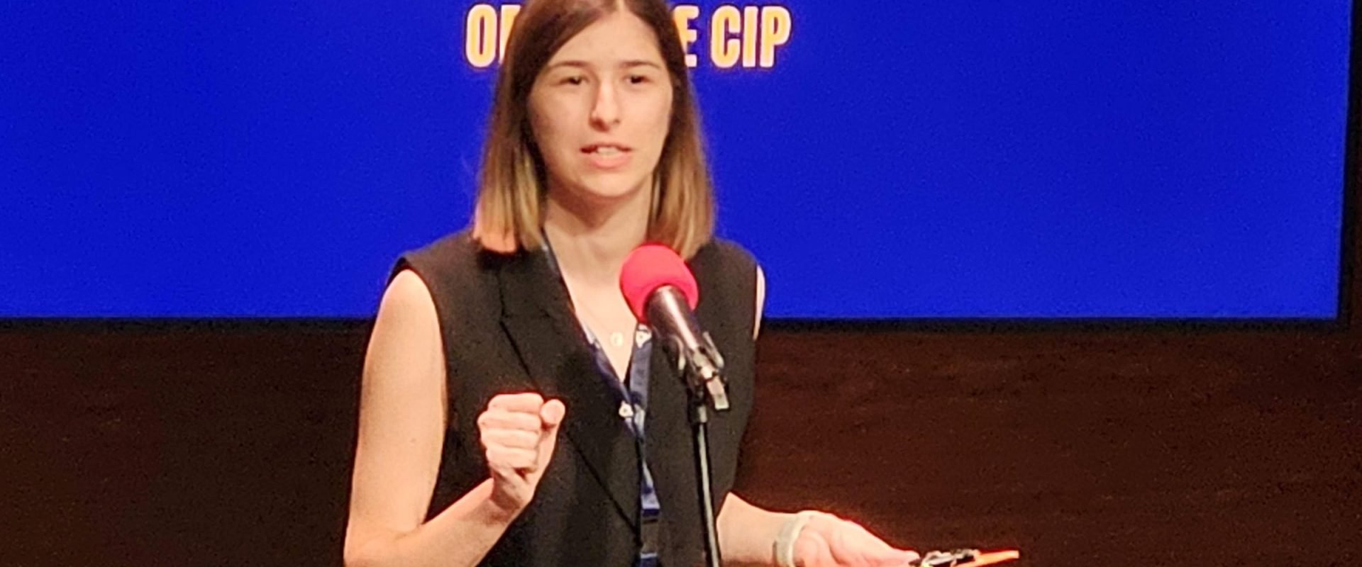 Româncă doctorandă în Londra a câștigat un concurs cu conceptul de „organ pe cip”