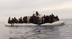 Bulgaria confiscă frecvent bărci pneumatice utilizate de migranți pentru a trece granița cu Turciaea noastră”