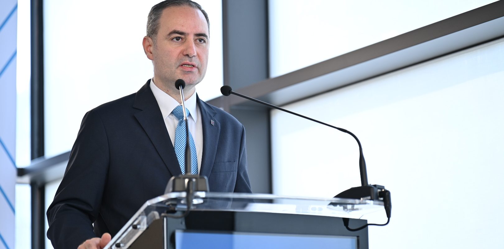 Titularul portofoliului Finanțelor: Este necesară o modificare radicală a abordării