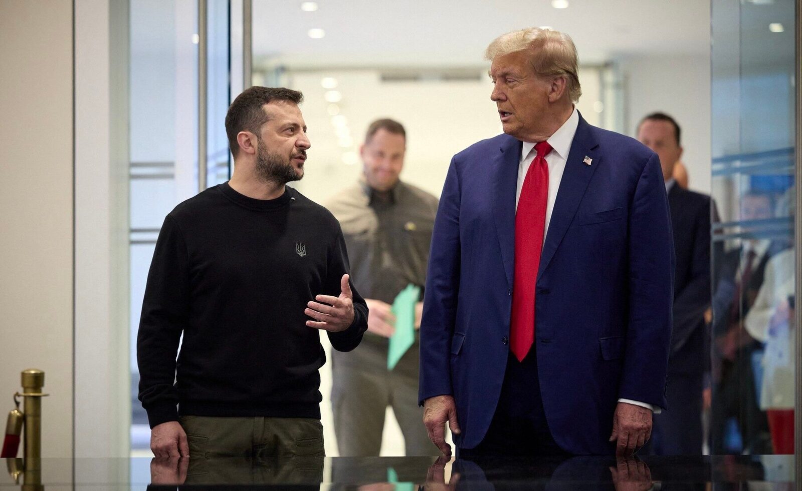 Donald Trump primește oficial pe Volodimir Zelenski la Casa Albă la ora 20:00, ora României — Discuție privată urmată de participarea liderilor europeni într-un format istoric pentru comunicarea despre invazia Rusiei în Ucraina / Negocieri despre cedări teritoriale și asigurări de securitate