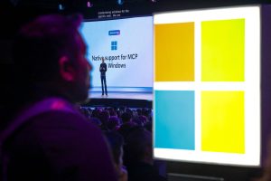 Inteligența artificială transformă piața software-ului tradițional, făcând ca Salesforce și Adobe să piardă miliarde