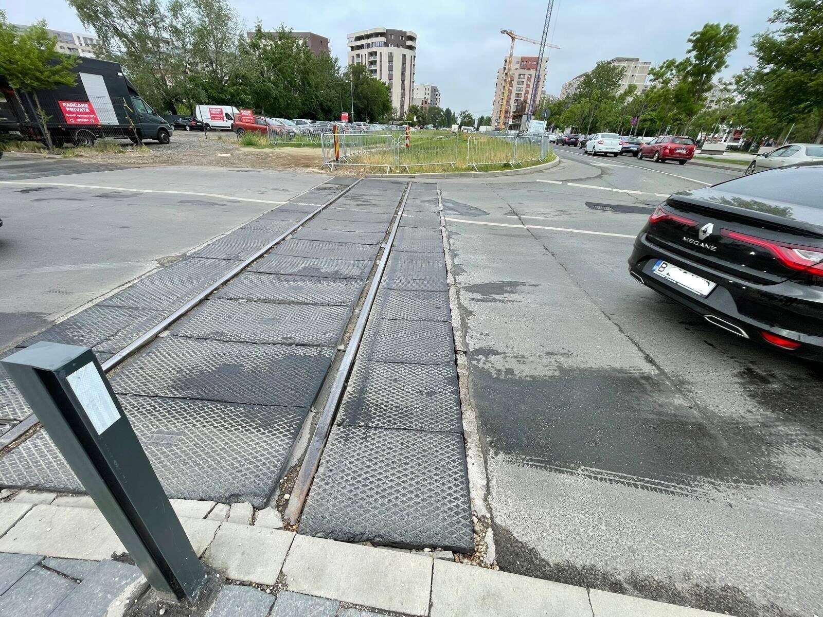 [ad_1] Primăria Sectorului 6 lansează o revitalizare pentru trecerile la nivel cu calea ferată din zona Parcului Liniei 1 Lucrări de modernizare începute pe 26 august, cu finalizare estimată în 4 zile Traficul rutier va fi temporar restricționat pentru a permite reabilitarea trecerilor pietonale de la Liniei și Lujerului, în vederea creșterii siguranței și fluidizării traficului
