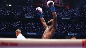 După victoria asupra lui Canelo, este Crawford cel mai bun boxer al generației sale?