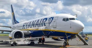 Ryanair introduce o nouă regulă pentru pasagerii zborurilor spre Europa în această iarnă