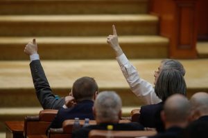 Cum ar sprijini parlamentarii din PSD, USR, AUR și UDMR inițiativa legislativă pentru incriminarea avortuluiea noastră”