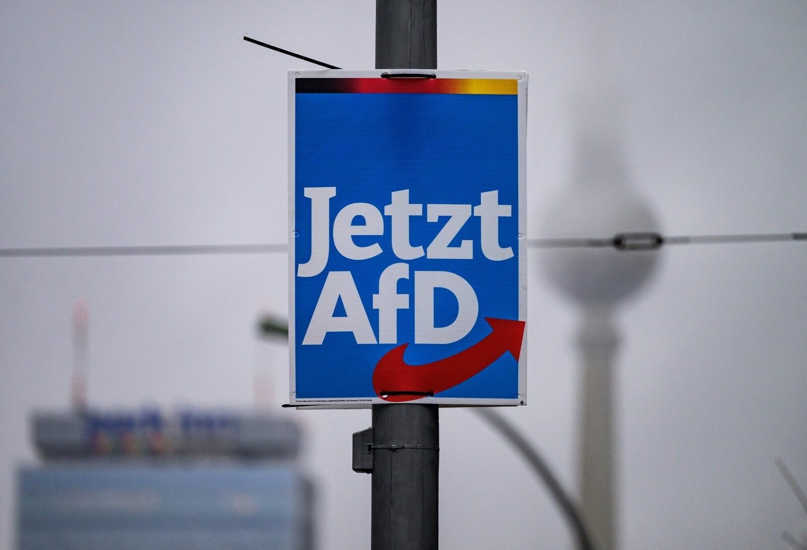 [ad_1] Justiția germană a decis vineri ca partidul de extremă dreaptă „Alternativa pentru Germania” să plece în 2026 din sediul său național, dând câștig de cauză proprietarului clădirii, care avea un conflict cu această formațiune politică