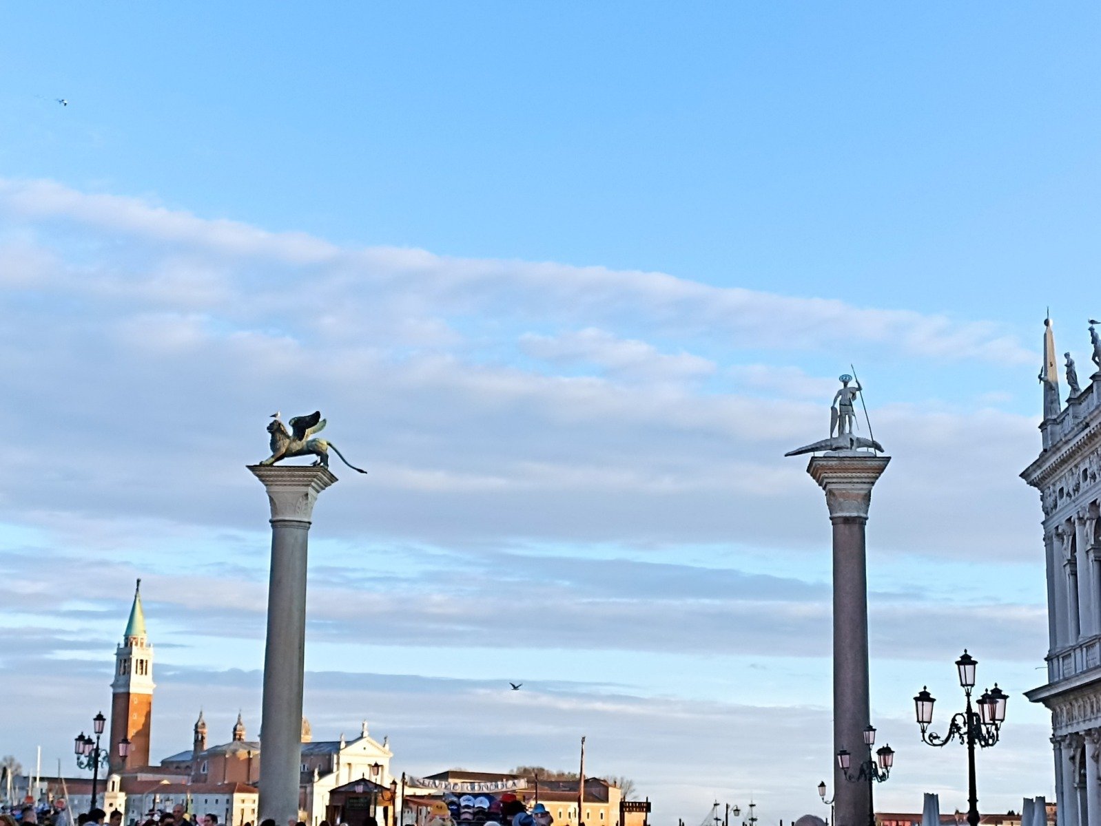 Posibil ca statuia leului înaripat din Piața San Marco din Veneția să fie de fabricație chineză, afirmă un studiu realizat de cercetători italieni