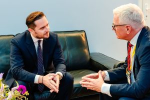 Primarul Stelian Bujduveanu se întâlnește cu omologul său din Poznań: Ce au discutat?
