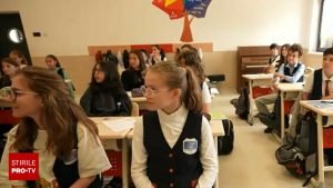 Guvernul a validat patru categorii de burse pentru studenți înainte de începerea școlii.