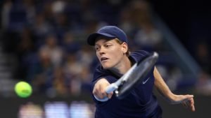 Sinner învinge Cilic cu 6-2, 6-2 și avansează în turul doi la ATP Beijing