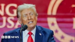 Trump intervine la memorial, după ce Erika Kirk iartă presupusul criminal, anunță Charlie Kirk.