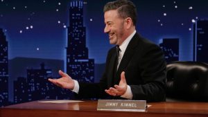 ABC suspendă emisiunea lui Jimmy Kimmel pe termen nedefinit după amenințarea șefului FCC.