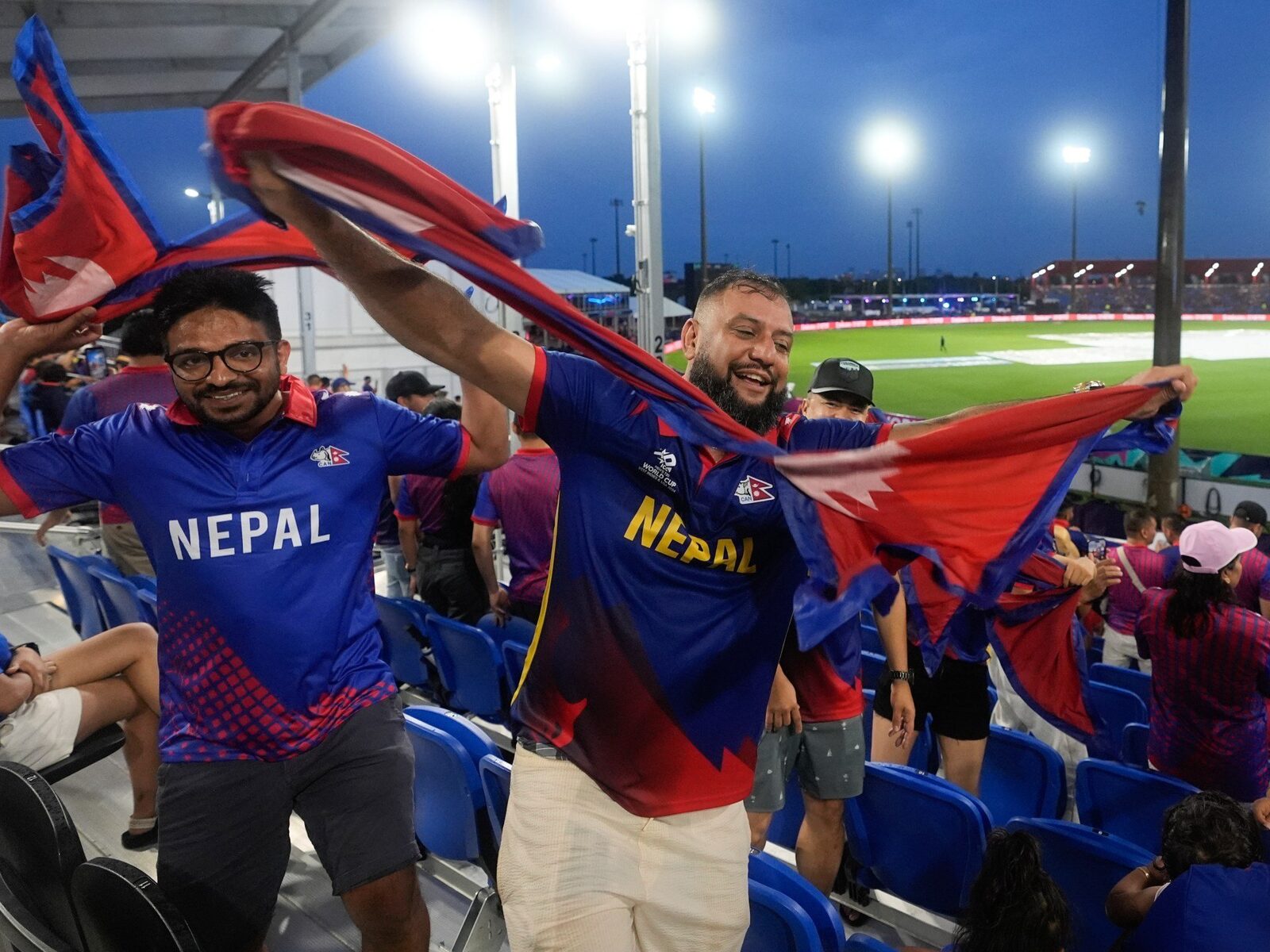 Nepal sărbătorește o victorie istorică în cricket împotriva fostelor campioane West Indies.