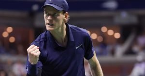Actualizări live US Open 2025: Sinner se califică în finală în fața lui Alcaraz după victoria cu Auger-Aliassime.
