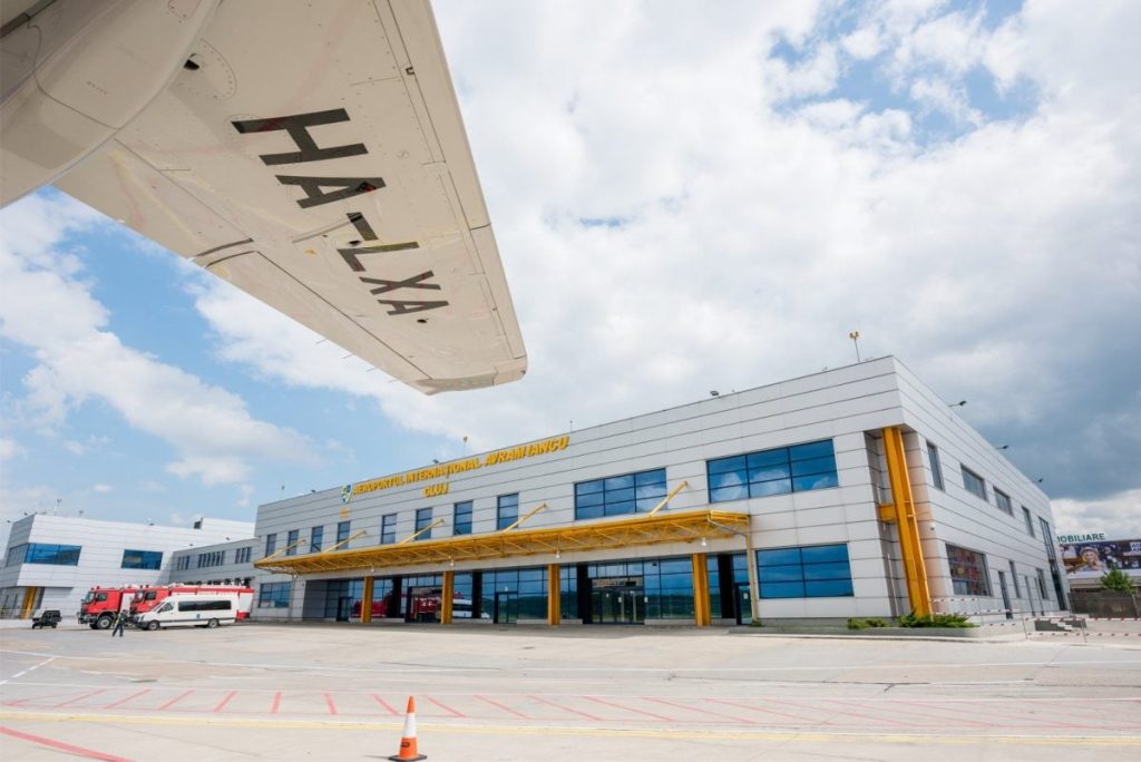 Aeroportul-internațional-Avram-Iancu-Cluj-e1622638716653.jpeg