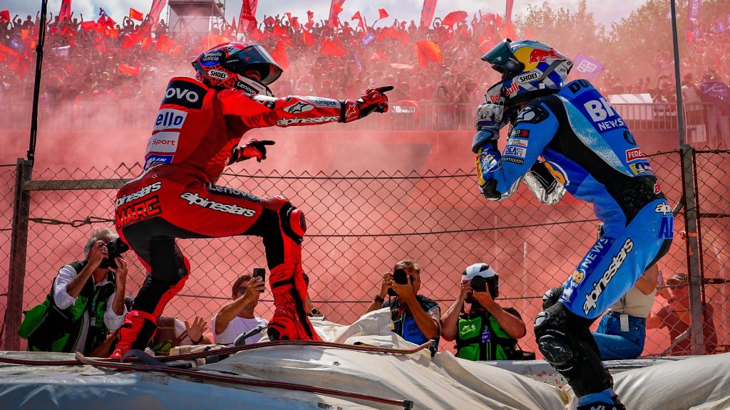 Alex Marquez fends off Marc Marquez for Barcelona glory