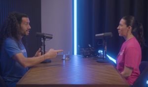 Foști agenți secreți dezvăluie experiența de a-și găsi dragostea în cadrul serviciilor de dating lucrative din America