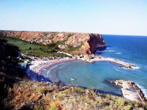 Bulgaria analizează o dronă de origine necunoscută descoperită pe o plajă din Burgas