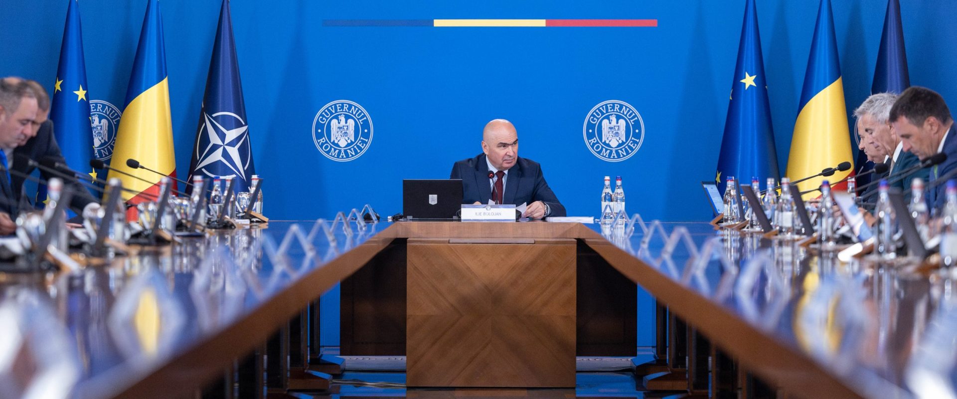 Bolojan anunță: Limita de pensionare pentru judecători va fi majorată