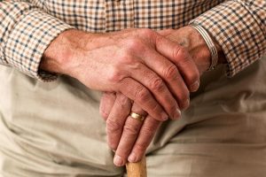 Bolojan susține că, indiferent de opinii, este necesar să majorăm vârsta de pensionare