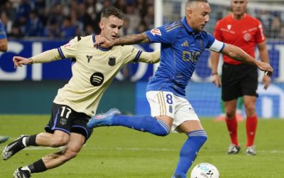 Cazorla estrena titularidad y Bailly debuta con los azules