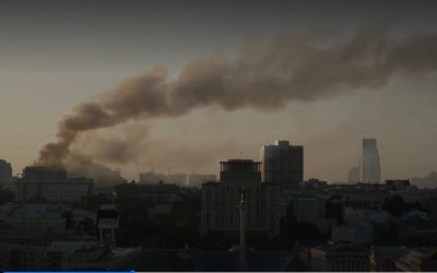 Cladire-GuvernParlament-Kiev-atacata-de-Rusia.jpg