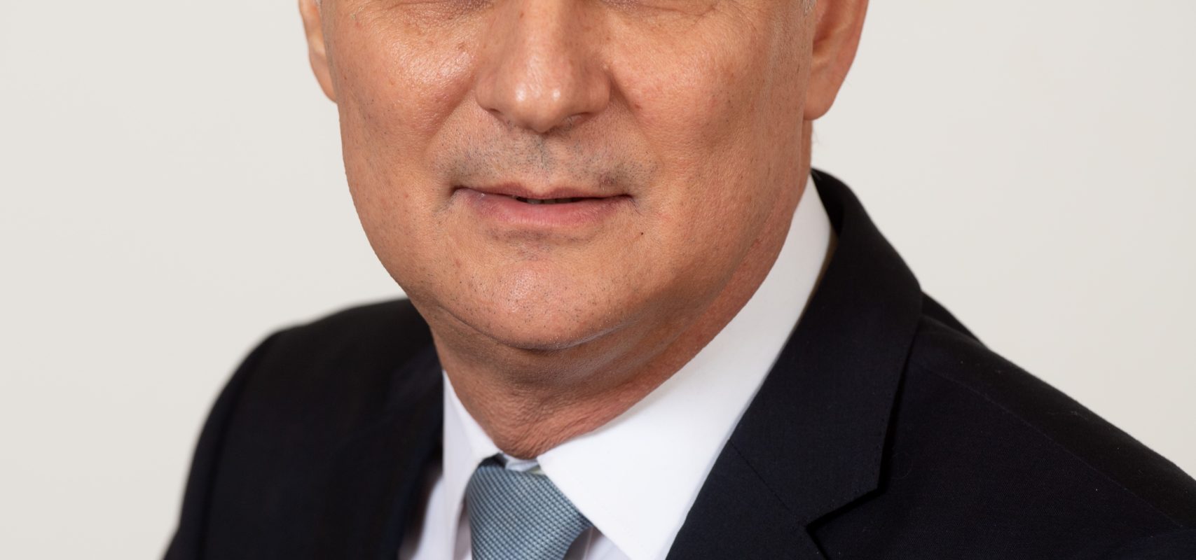 Daniel Zamfir îl acuză pe Bolojan: Anularea limitării marjei comerciale