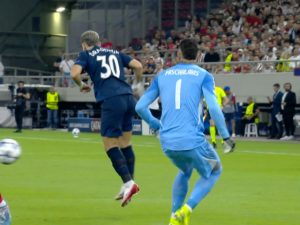 Debutul lui Vlad Dragomir în Champions League a avut o ocazie de gol după doar 50 de secunde!