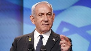 Delegat UN părăsesc discursul lui Netanyahu în timp ce raidurile din Gaza se intensifică.
