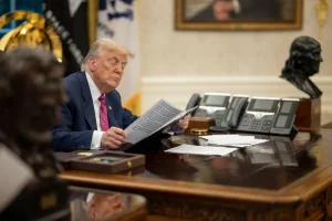 Trump avertizează Uniunea Europeană asupra unor măsuri de răzbunare în urma penalizării Googleea noastră”
