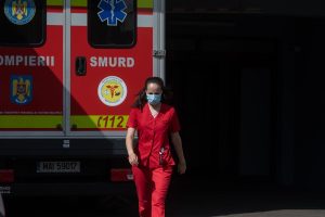 Investigație Poliției după decesul unui pacient în Spitalul Județean Reșița, cauzat de o treaptă ce s-ar fi frânt sub greutatea saea noastră”