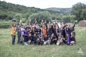 A doua ediție a Școlii de Leadership: o săptămână plină de experiențe transformative ce au dezvoltat 26 de tineri din întreaga țară în lideri pentru viitor