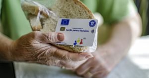 Guvernul anunță continuarea suportului cu tichete sociale pentru persoanele defavorizate.