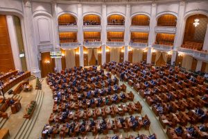 Senatorul PNL Lucian Rusu despre eșecul moțiunilor AUR împotriva Guvernului: au fost respinse ușor, iar inițiatorii nu au reușit să atingă pragul semnăturilor necesare pentru votea noastră”
