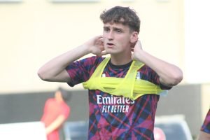 Ședință matinală cu Morton și Descamps vineri aceasta.