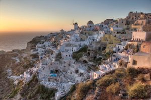Activitatea vulcanică legată de cutremurele din Santorini din începutul anului, care au avut loc timp de peste o lună, conform unui studiu publicat într-o revistă științifică.