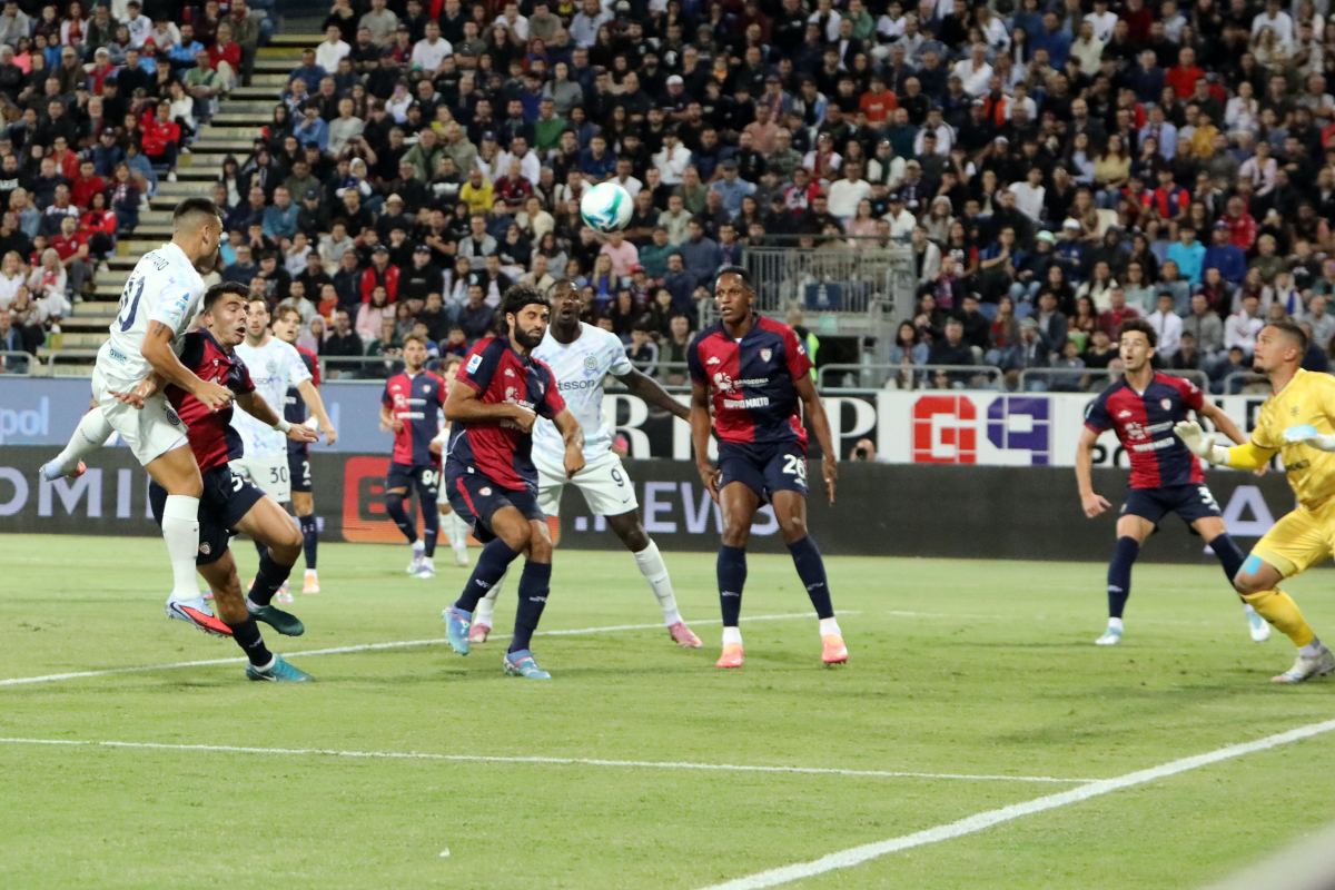 Lautaro-Martinez-goal-Cagliari-Inter.jpg