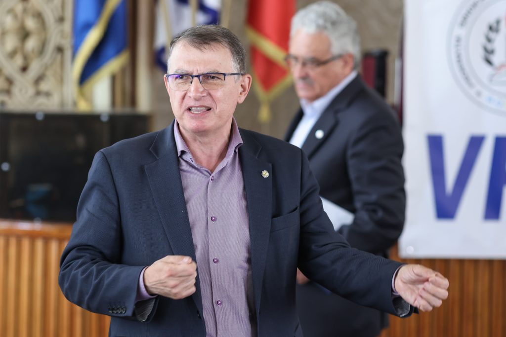 Lider sindical: „Recomandăm clasei politice, pe 8 septembrie, să se țină la distanță de școală” / Protestele „vor continua” dacă rămân aceste măsuri și acest ministru al Educației