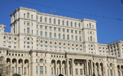 Luni, Guvernul își asumă responsabilitatea pentru cinci proiecte din al