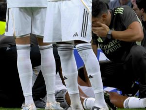 Ghinion uriaș pentru Real! Accidentare în minutul 4 în partida cu Marseille