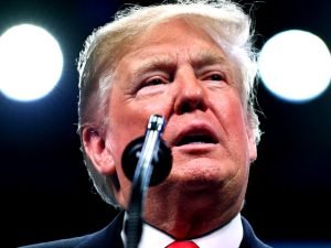 Donald Trump rămâne neclintit: reacția sa după amenințarea cu un ”urișitor boicot”