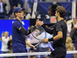 Jannik Sinner avansează spectaculos! A doua semifinală a US Open este stabilită.