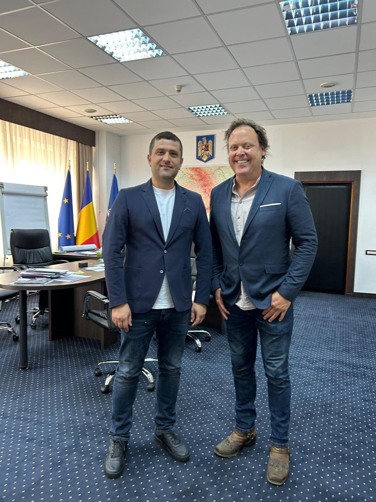 Ministrul Economiei anunță: Charlie Ottley a solicitat cetățenia română; cererea