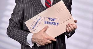 Director OMV demis pentru spionaj în favoarea Rusiei, provocând un cutremur în companie.