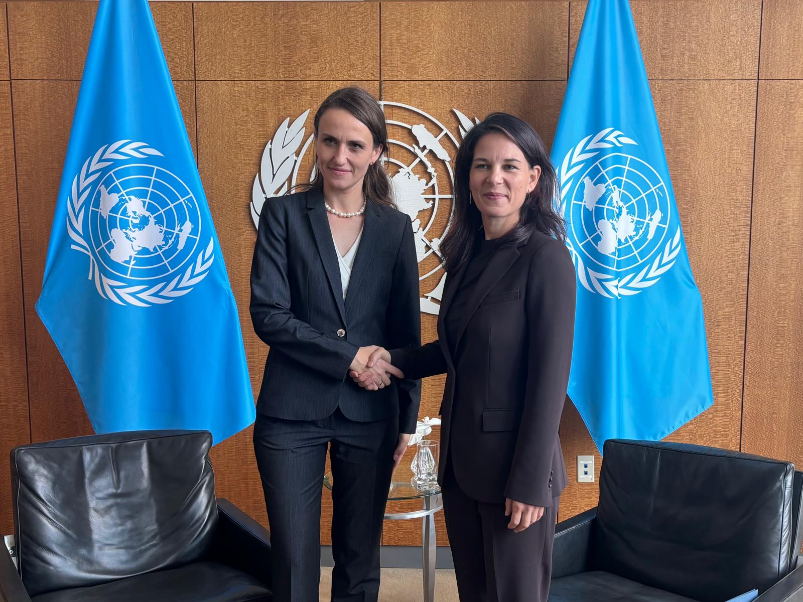 Oana Ţoiu a avut o întâlnire cu președintele Adunării Generale a ONU, Annalena Baerbock, marcând dialogul asupra preocupărilor comune legate de provocările globale de actualitate